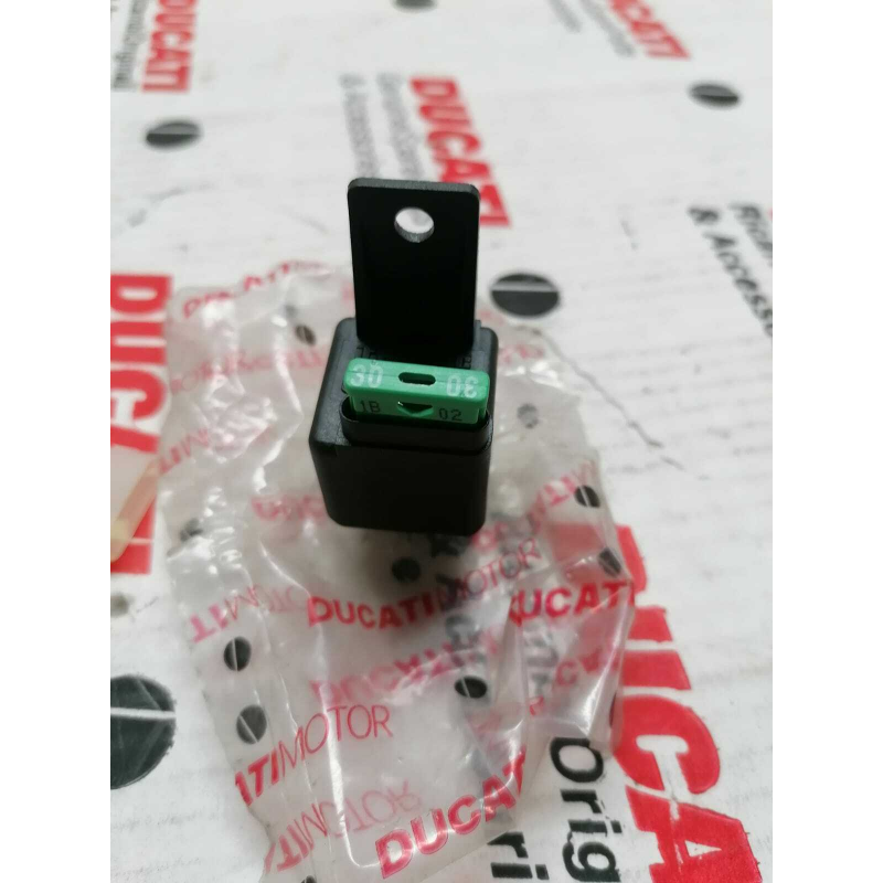 Relè 12 V 221 Completo Di Fusibile