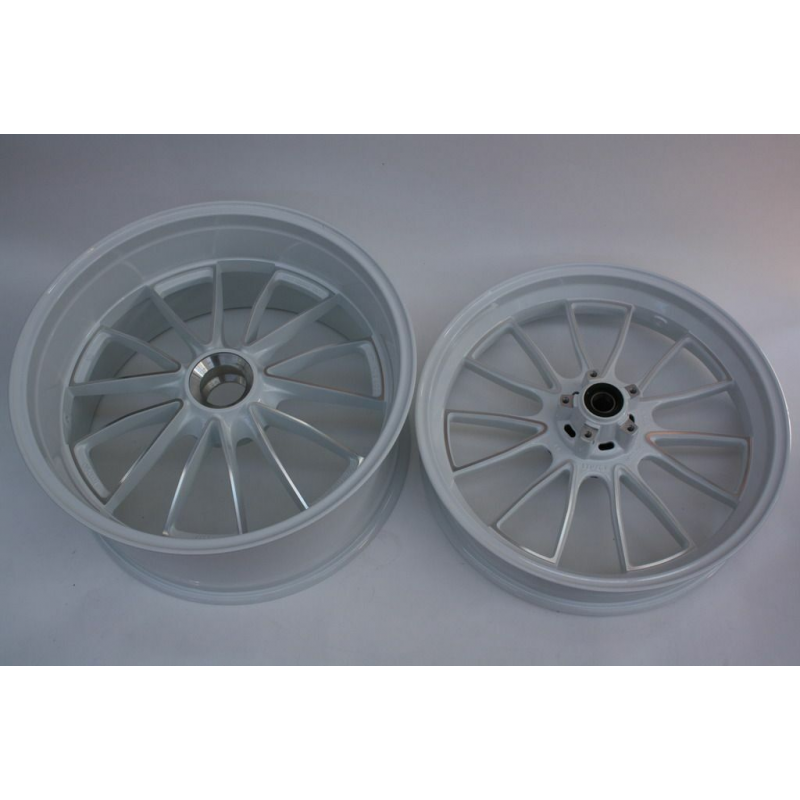 Dav Ball Rims Pair of White Wheel Rims for Diavel - 50121452AB/50211422AB