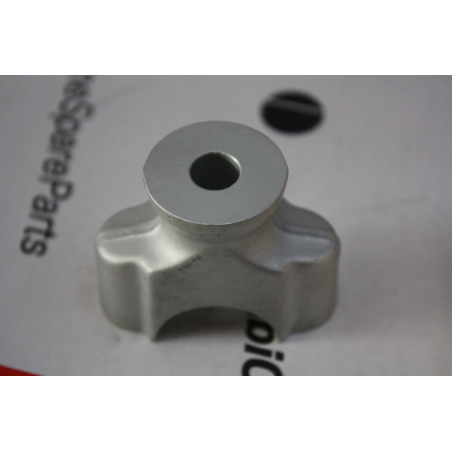 Cavallotto Manubrio Inferiore Per Hypermotard - 36010911A