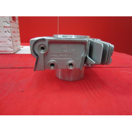 Horizontal Cylinder With Piston For Monster - 12020451A