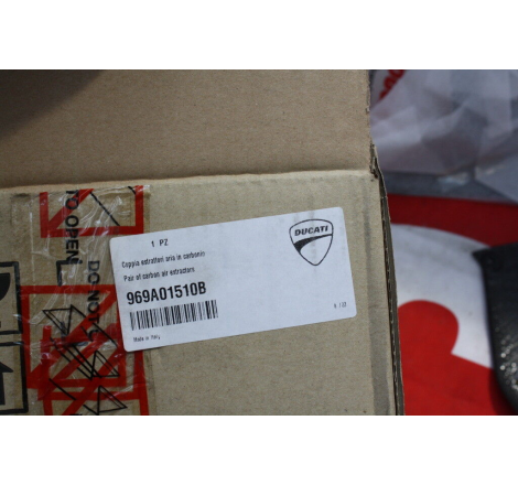 Pair of Carbon Air Extractors for Multistrada - 969A01510B