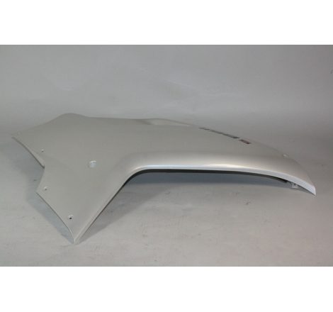 Upper Fairing Right White Color For Superbike Outlet - 48012293CW