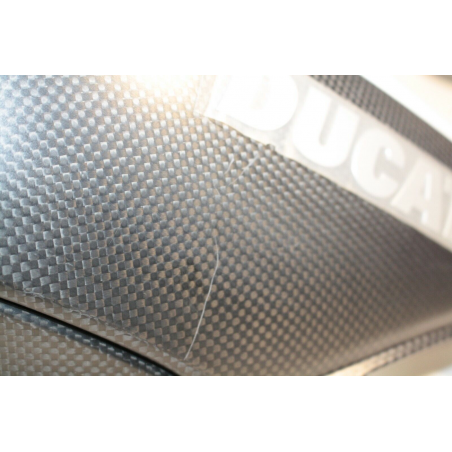 Coperchio Serbatoio Bianco In Carbonio Per Diavel Outlet - 48015221AH