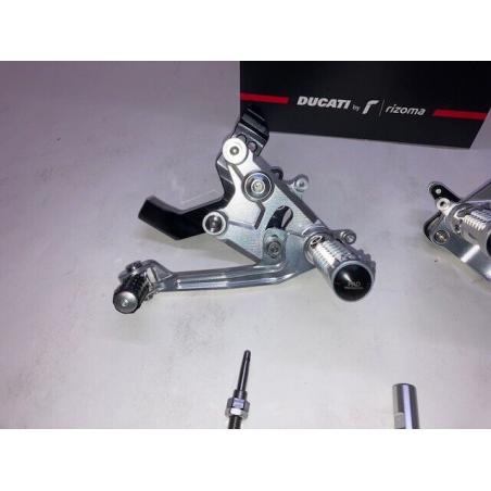 Adjustable Aluminum Rider Footrests For Panigale - 96280621AA