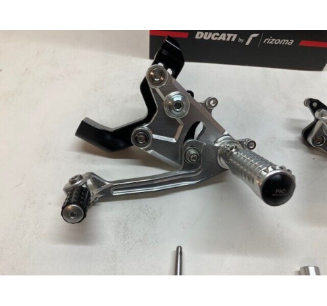 Adjustable Aluminum Rider Footrests For Panigale - 96280621AA