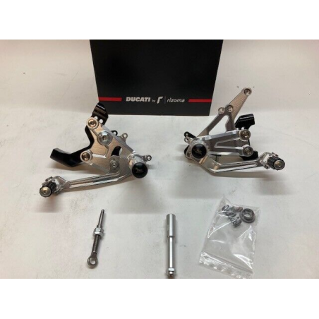 Adjustable Aluminum Rider Footrests For Panigale - 96280621AA