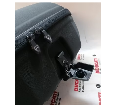 Kit Top Case Per Hypermotard 821/939 - 96780121B