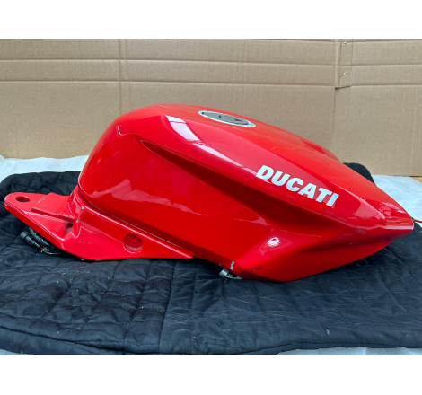 Coperchio Serbatoio Rosso Per Superbike 848/1098/1198 Usato - 58611601BA