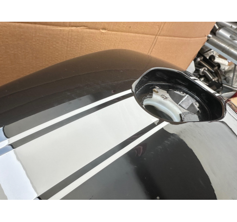 Gloss Black Tank For GT1000 Outlet - 58611631BT