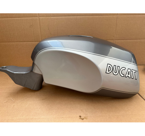 Serbatoio Grigio Lucido Per GT1000 Usato - 58611631BS