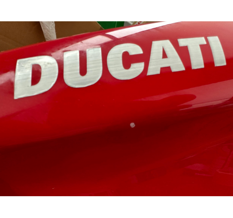 Serbatoio Rosso Per 848/1098/1198 Usato - 58611601BA