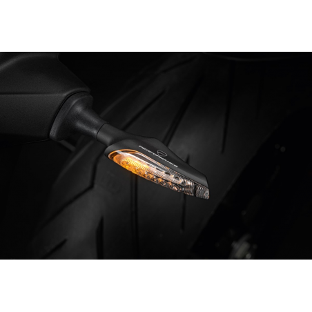 Pair of Rear Dynamic LED Turn Signal Lights - 96680971BA