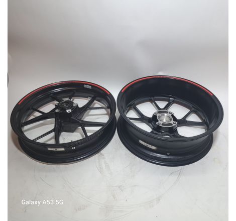 COPPIA CERCHI PANIGALE V2 2024 - 50212181AA / 50122341AA