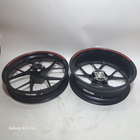 COPPIA CERCHI PANIGALE V2 2024 - 50212181AA / 50122341AA