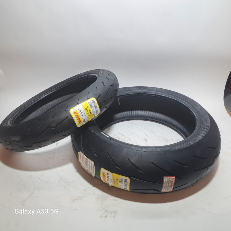 Anteriore Posteriore Diablo rosso 4 190/55 R17 120/70 R 17