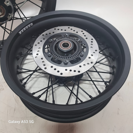 Coppia cerchi a raggi Scrambler 1100 tribute pro. Anteriore da 18" e posteriore da 17" 50122501AB 50222251AB