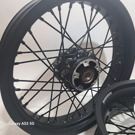 Coppia cerchi a raggi Scrambler 1100 tribute pro. Anteriore da 18" e posteriore da 17" 50122501AB 50222251AB
