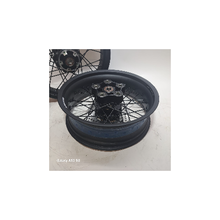 Coppia cerchi a raggi Scrambler 1100 tribute pro. Anteriore da 18" e posteriore da 17" 50122501AB 50222251AB