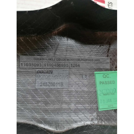 Copri Cinghia In Carbonio Orizzontale Per Hypermotard 1100 S