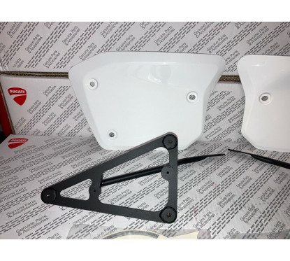 Set Di Tabelle Laterali Porta numero Per Scrambler - 97180381B